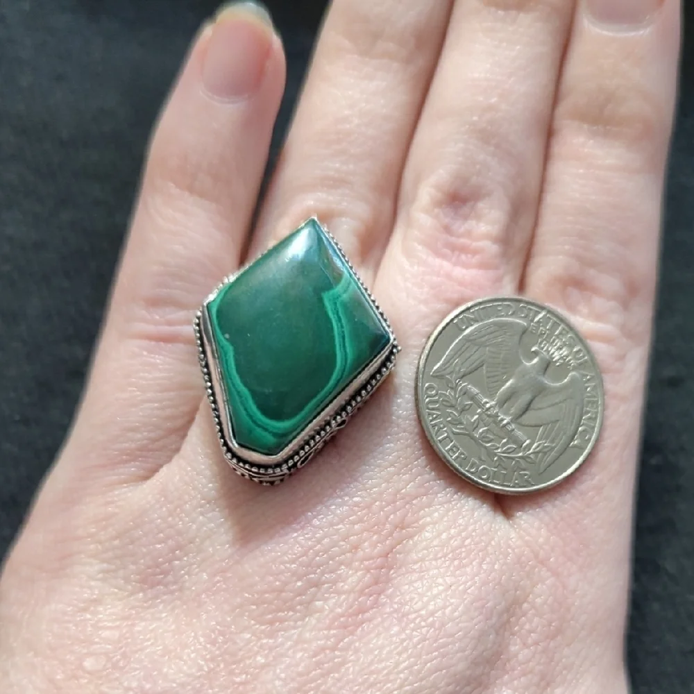 Silver Plated Green Malachite Gemstone Chunky Statement Ring - Size 7-8